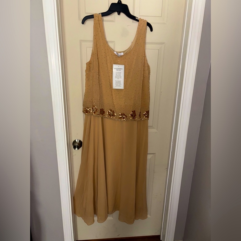 Roaman’s Dress set. NWT